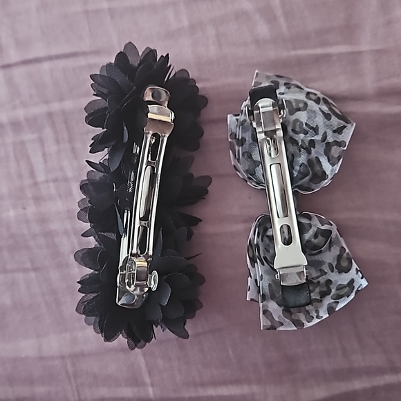 Girls Flower and Bow Hair Accessories - Picture 2 of 2